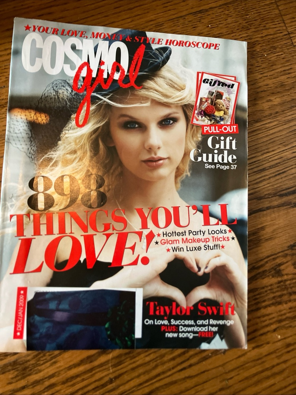 CosmoGirl! Magazine December 2008/January 2009 Taylor Swift Cover